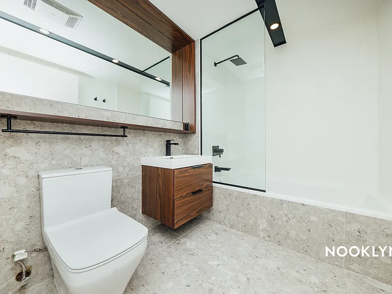 1901 10th Ave #1C — Photo 12