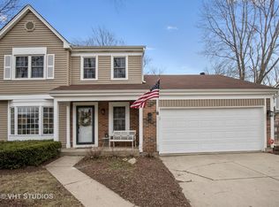 1 S Windsor Pl, Mundelein, IL