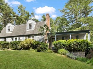 257 Shannock Rd, South Kingstown, RI 02879