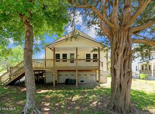 209 Ellington St, New Bern, NC 28560