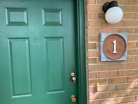 2nd image of 2914 S Greenwood Dr APT 1