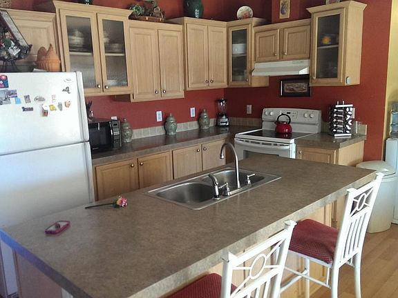 4th image of 37817 W Superior Ave