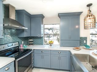 2405 La Estrella St, Henderson, NV 89014