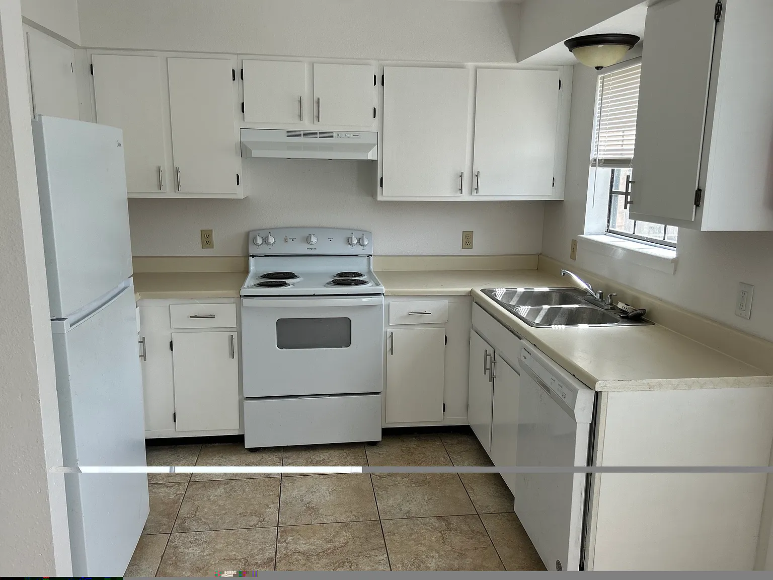 Cedar Creek Apartments — Photo 4