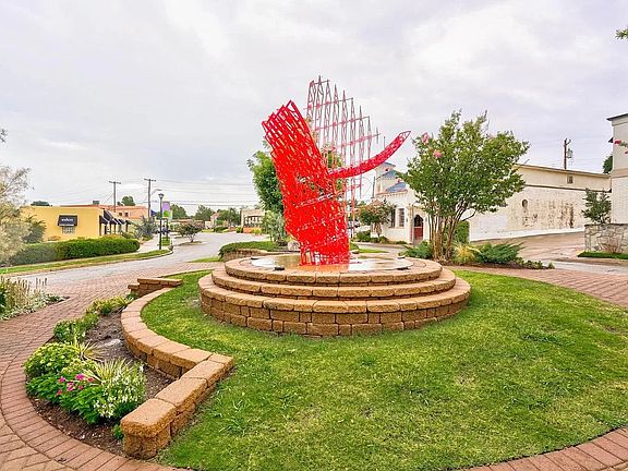3rd image of 513 NW 29th St #3