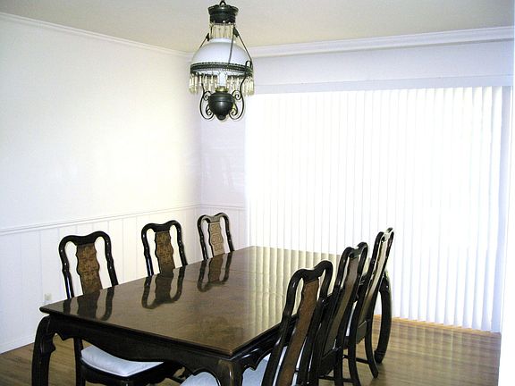 Formal dining room