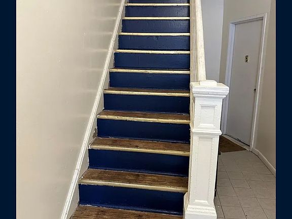 4th image of 80 Elliott Ave APT 3