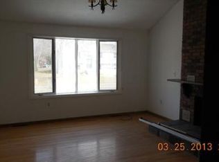 597 Barry St, Feeding Hills, MA 01030