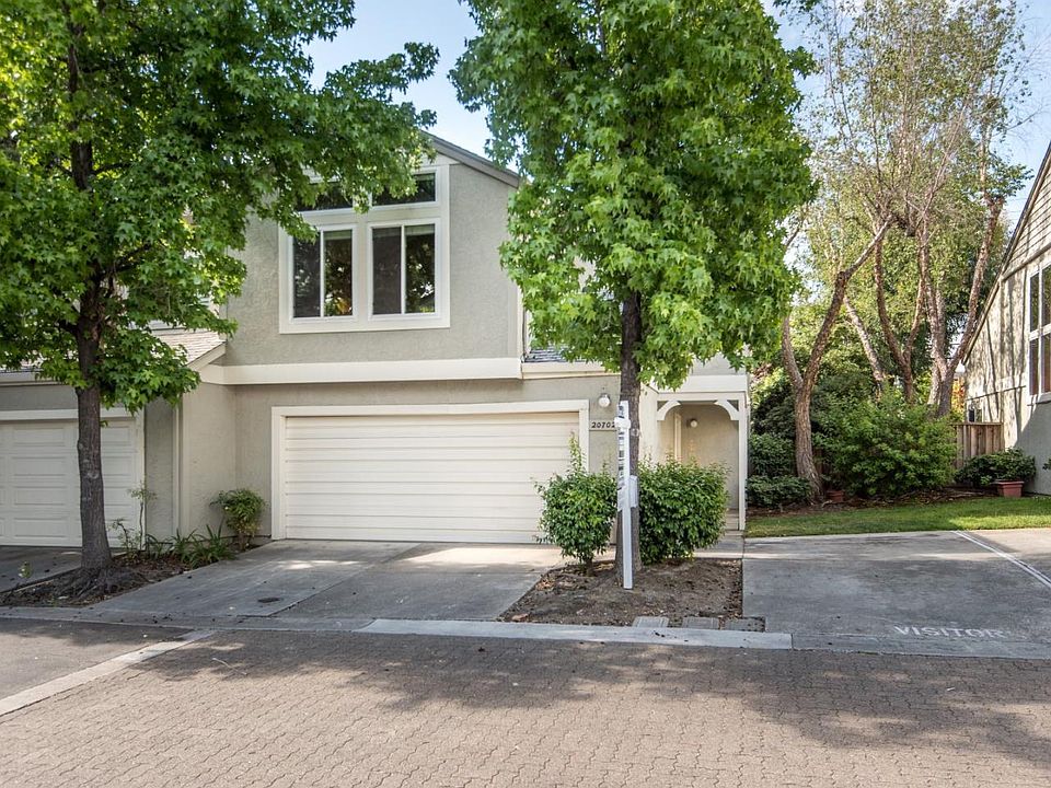1st image of 20702 Garden Crest Ct