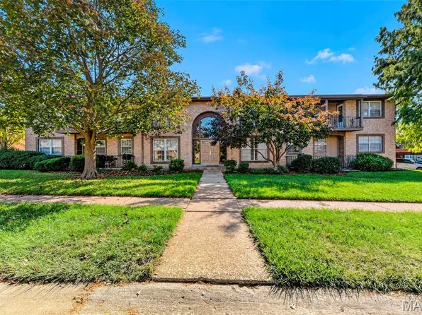3170 Leisurewood Ct APT B, Florissant, MO 63033