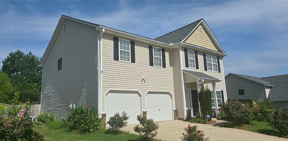 1st image of 37 Lanier Ct