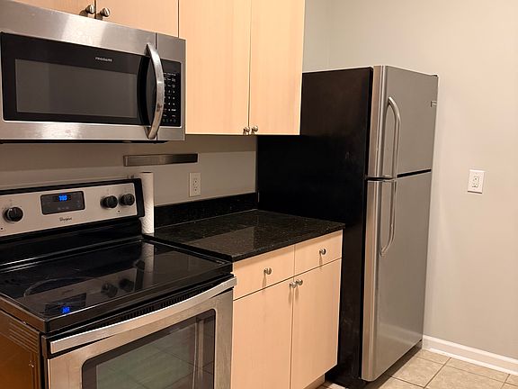 3rd image of 101 Chester Ave SE Rear A