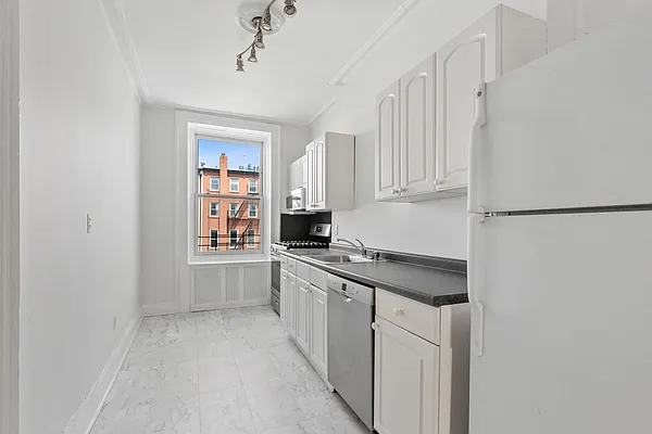 Rented by Corcoran | media 20