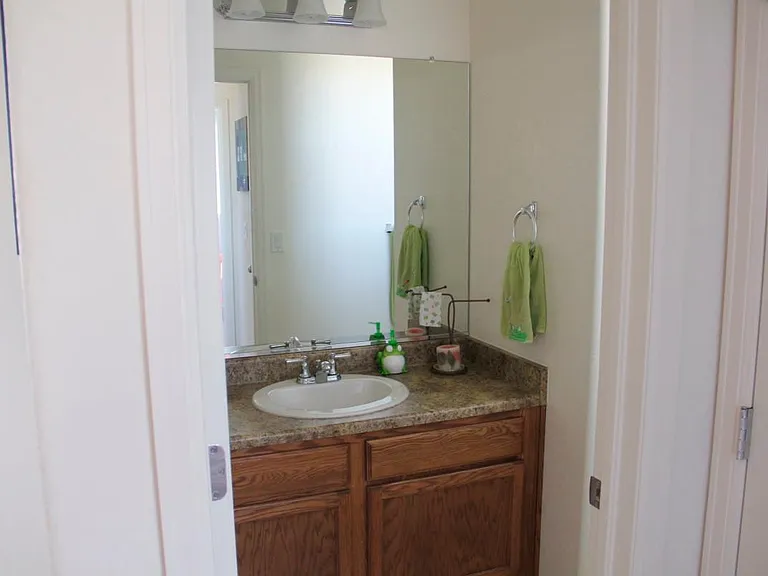 1974 Fairway Pointe Dr — Photo 28