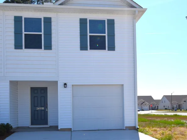 2400 Brookville Dr #B, Greenville, NC 27834