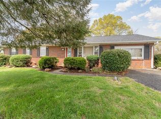 2130 S Stratford Rd, Winston Salem, NC 27103