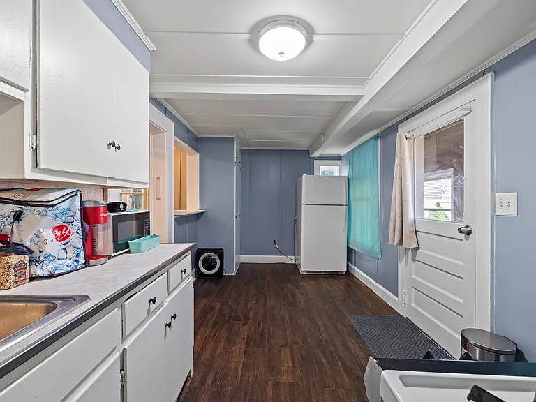405 Clifton Blvd #R — Photo 6