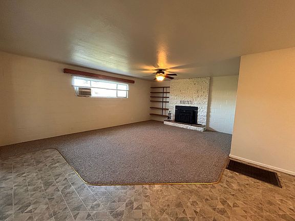 4th image of 2856 Calecita Way Unit 1