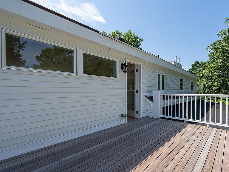135 Pepperrell Rd — Photo 24