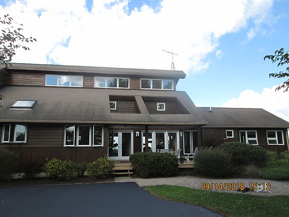 Deck and Master Bedroom wing