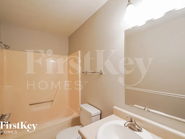 101 Sunny Brook Ln — Photo 13