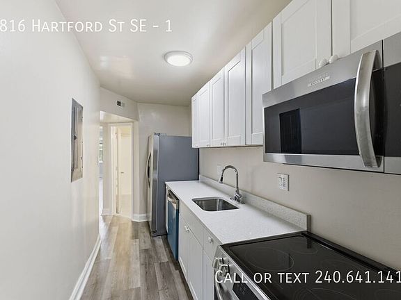 3rd image of 2816 Hartford St SE APT 1