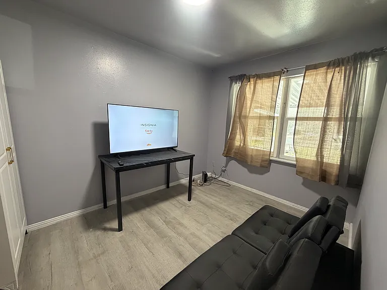 510 Gay St — Photo 13