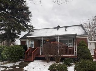4765 N Bailey Ave, Buffalo, NY 14226