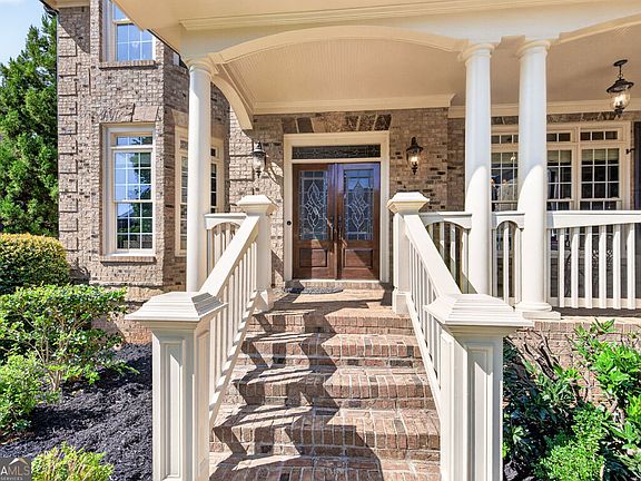 2nd image of 882 Pathview Ct