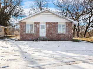 1224 W Norton Rd, Springfield, MO 65803