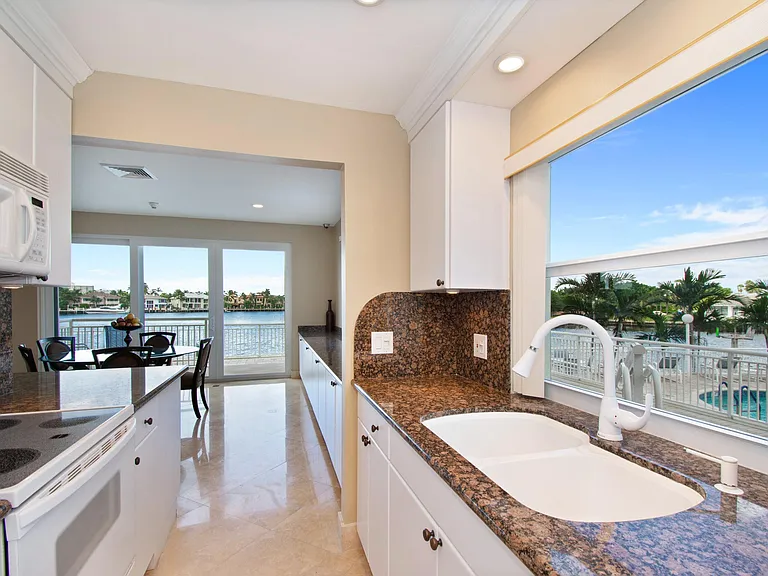 511 Bayshore Dr #206 — Photo 19