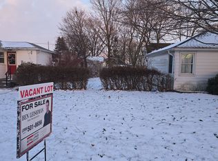 126 Oakwood St, Pt Colborne, ON L3K 5E9