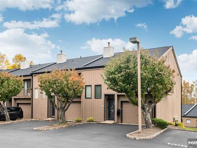 1146 Stephanie Dr, North Caldwell, NJ, 07006
