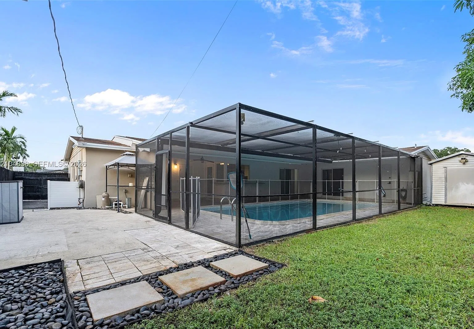 5250 SW 4th Ct — Photo 4