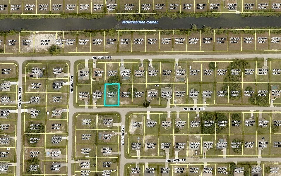2nd image of 227 NE 30th Ter