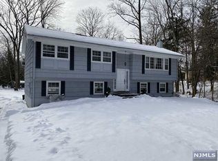 940 E Glen Ave, Ridgewood, NJ 07450