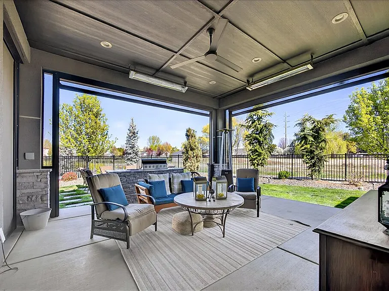 4718 E Goldstone Dr — Photo 36