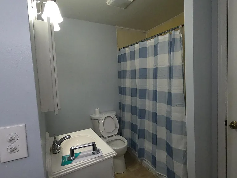 1905 Alton Dr — Photo 13