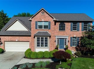 9503 Gem Stone Dr, Centerville, OH