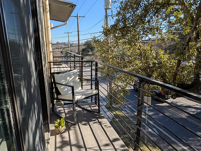 2118 Brackenridge St #2 — Photo 19