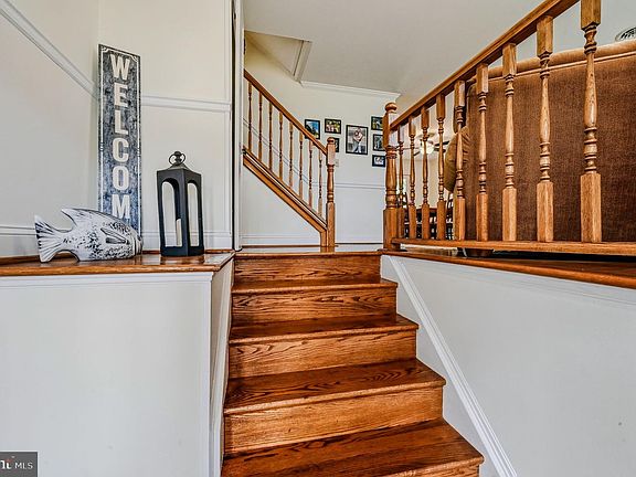 4th image of 2712 Fawkes Dr