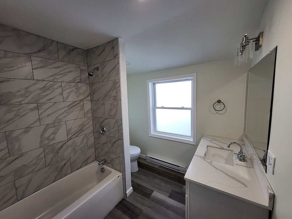 2nd image of 189 Bridgham St Floor 3