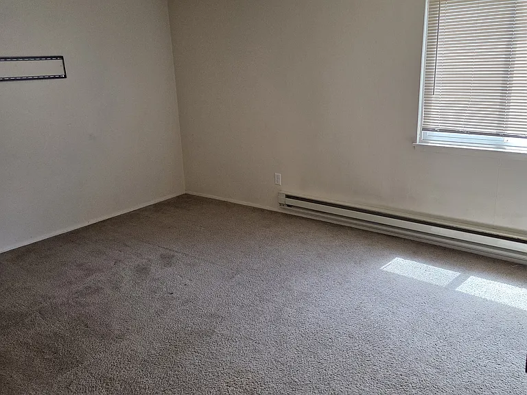 6112 Glen Mary Ln SE #C — Photo 7