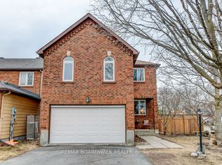 39 Inwood Dr, Ottawa, ON K2M1Z3