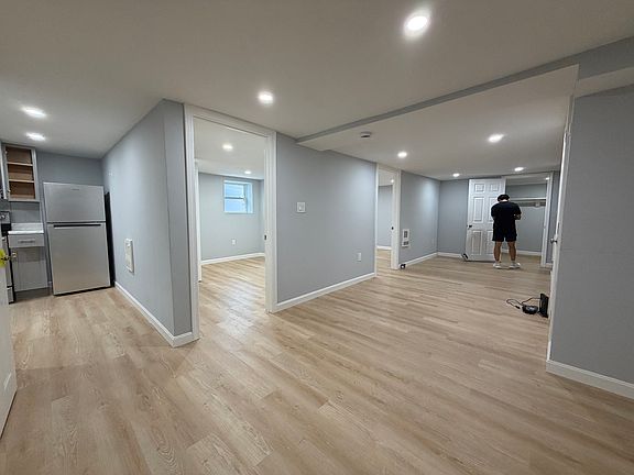 5th image of 801 Granite St #3
