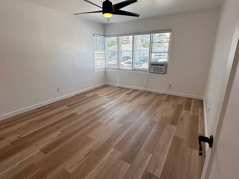 6251 Mary Lane Dr — Photo 15