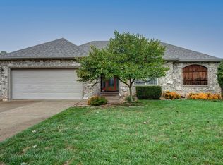 1917 W Lennox Dr, Springfield, MO 65810