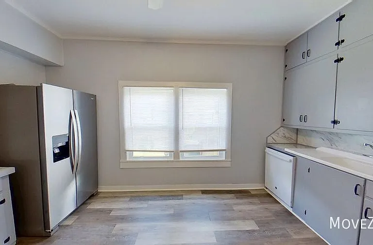 226 Cummings St — Photo 14