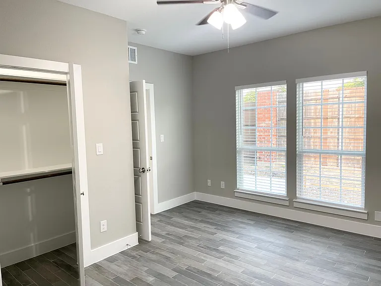 4839 Spindrift Psge — Photo 11