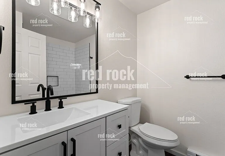 3901 W Spiers Ave #3 — Photo 15